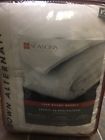 081806294220 Seasons Collection Down Alternative Comforter New Patterned White