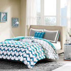 Id10-189 4-piece Id10-188 Id-intelligent Designs Full Queen Size White Blue And Grey Geometric Design Comforter Set