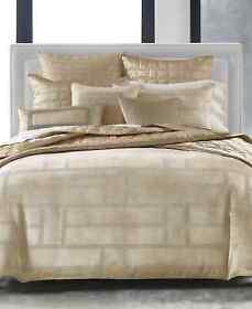 550 Nip Hotel Collection Burnish Bronze Comforter King