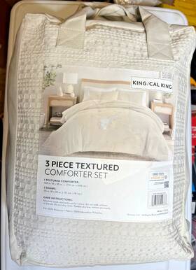 Becky Cameron 196901119863 Waffle Textured 3 Piece All Season Down-alternative King Comforter Set In Dune