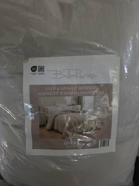 Bella Russo 810088180859 Sand And Snooze Bedding Garment Washed Comforter Queen 90 Inch X90