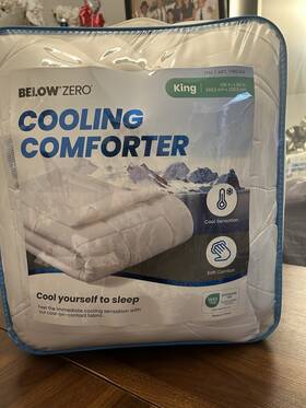 1796334 Below Zero Cooling King Comforter White Solid Polyester 106 X 90 In