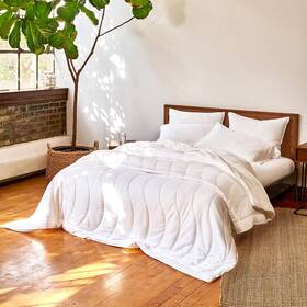 Buffy 860201002445 Breeze Comforter - Soft 100% Eucalyptus Lyocell Cooling White Lightweight S