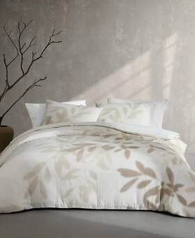 T4104161 Calvin Klein 883893936393 Shadow Branches M Lange Gauze 3-pc. Comforter Set King