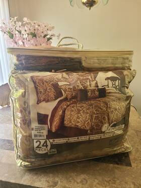 Canyon Crest / Venezia 313036771739 New Queen 24-piece Comforter Set Luxury Jacquard Design Complete Bed