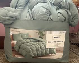 1796307 Casual Living Queen Green 3pc Comforter Set With Pillow Shams 90 X 92 In
