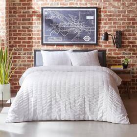 53841355 City Scene Duvet Set Seersucker Ruching Textured Knife Edge White King