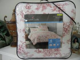 Cuddl Duds 400805702909 Red White Holiday Toile Floral 4 Piece King Flannel Comforter Set Nip