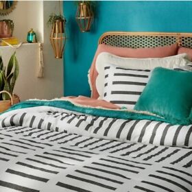 Dash Print Comforter Set Twin Xl Opalhouse Jungalow New