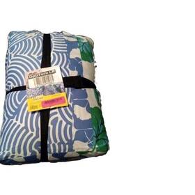89255704 Diane Von Furstenberg For Target New Dvf Full Queen Geranium And Ginkgo Leaves Reversible Comforter