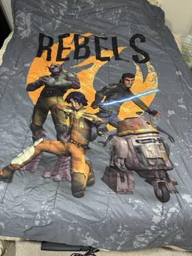 Disney 032281272500 Star Wars Rebels Defeat Empire 64 Inch X 86 Reversible Comforter Twin Bedding