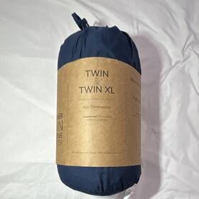 135609 Energex Down Alternative Comforter Twin And Xl Navy Ultra Soft Hypoallergenic