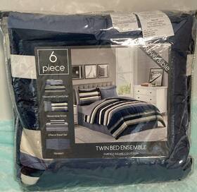1575c029v Fairfield Square Collection Blue Reversible 6 Pc Twin Comforter Set Retails 100
