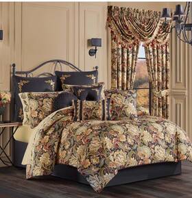 Five Queens Court 193842126301 Stefania Comforter Set Black Queen