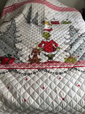 62622 Franco The Grinch Christmas Quilt Set With Pillow Shams And Throw