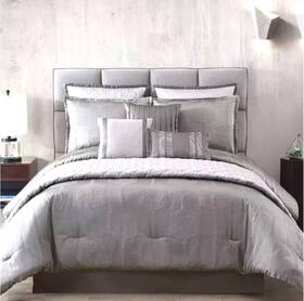 79654 Hallmart Collectibles Beautiful 10 Piece Queen Comforter Set Gray Retail 330 New