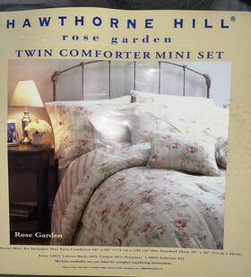 Hawthorne Hill 085989529872 Rose Garden Twin Comforter Mini Set Reversible Floral Striped