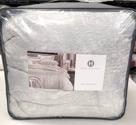 Hotel Collection 194145638300 Iridescent 3-pc. Comforter Set King Silver/white Msrp 575