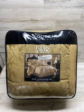 1804030kcs J Queen New York J. Napoleon 4-pc. King Comforter Set Gold