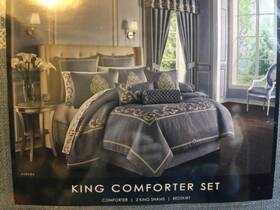 J Queen New York 193842109489 J. Aurora Comforter Bed Set Blue King 2 Shams And Bedskirt