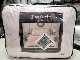 Juicy Couture 646760228720 Kiss Pleat Plush Micromink Pink King Comforter Set 7-pc New