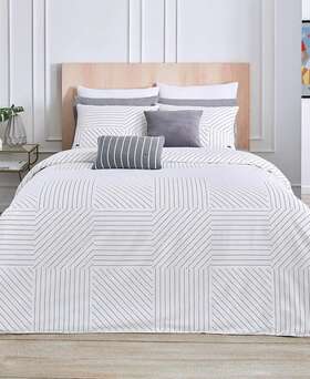 Lacoste 046741161839 Home Guethary Comforter Set Full/queen