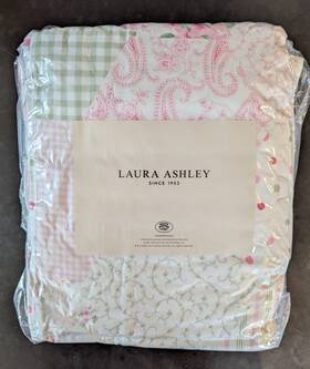 Laura Ashley 883893805811 Kids Twin Ellyn Quilt Set With Sham Pink And White Bedding Girl New