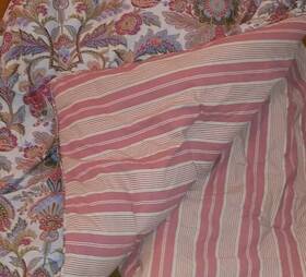Rn-41381 Lauren Ralph Chapman Jacobean Floral Reversible Pattern Queen Comforter