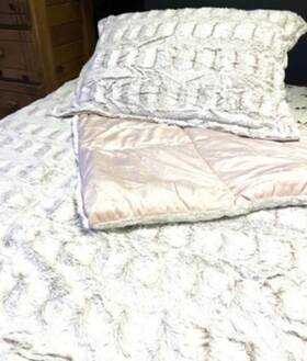 Madison Park 022164472721 Twin/twin Xl Solid Grey Faux Fur Comforter 2 Pc Mini Set Nwt