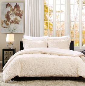 91002499 Madison Park Albany King Ivory Ultra Plush Paisley Faux Fur Comforter Set