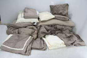 Mpe10-477 Madison Park Essentials Faux Silk Comforter Set King W Curtains