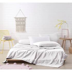 Ms111811 Martha Stewart 300-threadcount Silk Light Warmth Twin Down Alternative Comforter