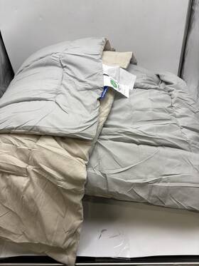 Nestl 008678331068 102x90 King Down Alternative Comforter - Beige/gray