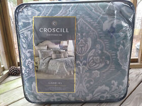 New Croscill Gabrijel 4 Piece Queen Full Comforter Set Shams Bedskirt