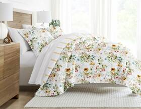 Noble Linens 196901101059 Chintz Floral And Stripped Patterned Reversible Down Alternative Comforter Set
