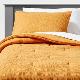 80930401 Pillowfort Full/queen Seersucker Comforter Set Yellow -