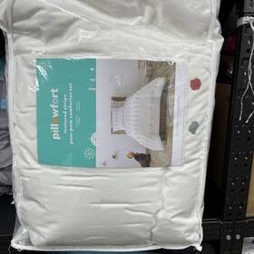 83908132 Pillowfort Twin Pom Comforter Set Cream -