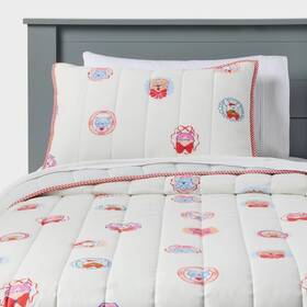 94679478 Pillowfort Full/queen Patisserie Pet Shoppe Kidsft Quilt Set -