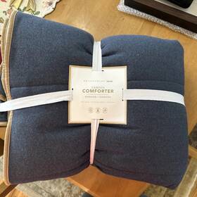 6472-921 Pottery Barn New - Teen Camden Reversible Comforter Faded Navy Full / Queen