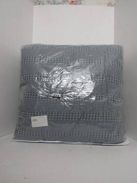 707024 Pottery Barn Honeycomb Cotton Comforter Full Queen Chambray New