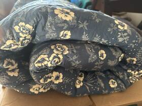 Ralph Lauren 028828312761 Newburgh Quilted Bed Cover Discontinued Excellent Comforter