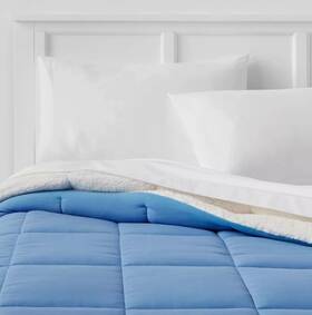 Room Essentials 191908832678 Twin Xl Blue Quilted Faux Shearling Microfiber Comforter A-1
