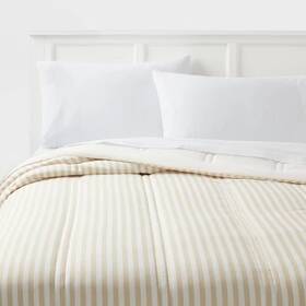89195784 Room Essentials King Lofty Microfiber Printed Comforter Khaki/white Striped -