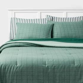 91963355 Room Essentials 5pc Twin Comforter And Sheet Set Emerald Green -