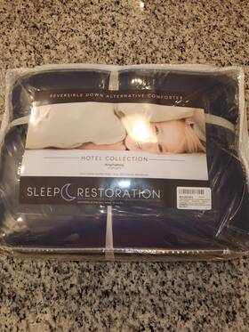 Sleep Restoration 603784797137 New Hotel Collection 104in X 98in Reversible Comforter