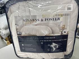 Sterns & Foster 750105191393 And Queen 800 White Goose Down Comforter