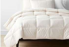 11011b The Company Store Lacrosse Loftaire Down Alt Light Warmth Comforter-queen