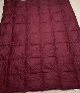 11013b The Company Store Lacrosse Loftaire Merlot Burgundy Alternative Comforter Twin 70x90 11013b The Company Store Lacrosse Loftaire Merlot Burgundy Alternative Comforter Twin 70x90