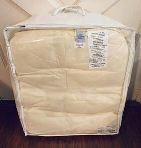 The Company Store 701720009020 Legends Luxury Olympia Rds Down Light Comforter Full Nip 469