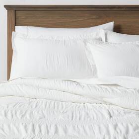 80931472 Threshold Seersucker Comforter And Sham Set -